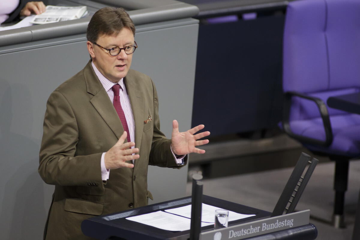 Michael Grosse-Brömer, CDU/CSU, 215. Sitzung des Deutschen Bundestages, Tagesordnungspunkt Wahlrechtsreform, 14.12.2012 Grosse-Brömer, Michael Michael Grosse-Brömer, CDU/CSU, 215. Sitzung des Deutschen Bundestages, Tagesordnungspunkt Wahlrechtsreform, 14.12.2012