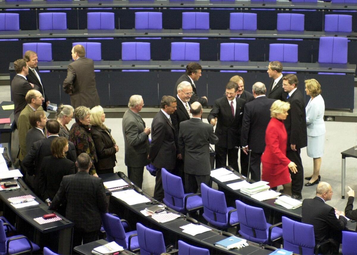 Dr. Norbert Lammert, CDU/CSU, als neu gewählter Bundestagsvizepräsident.; Konstituierende Bundestagssitzung, Deutscher Bundestag Lammert, Norbert Dr. Norbert Lammert, CDU/CSU, als neu gewählter Bundestagsvizepräsident.; Konstituierende Bundestagssitzung, Deutscher Bundestag