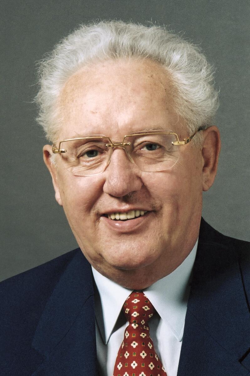 Helmut Wieczorek, SPD, MdB. Vorsitzender des Haushaltsausschusses.; Ausschussvorsitzender, Bundestagsabgeordneter, Abgeordneter Wieczorek, Helmut Helmut Wieczorek, SPD, MdB. Vorsitzender des Haushaltsausschusses.; Ausschussvorsitzender, Bundestagsabgeordneter, Abgeordneter