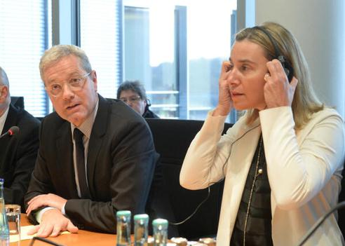 Röttgen, Norbert; Mogherini, Federica Paul-Löbe-Haus, Sitzungssaal