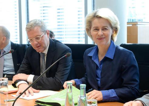 Röttgen, Norbert; Leyen, Ursula von der Paul-Löbe-Haus, Sitzungssaal