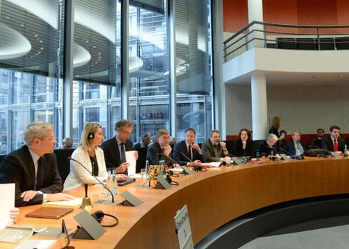 Röttgen, Norbert; Mogherini, Federica Paul-Löbe-Haus, Sitzungssaal