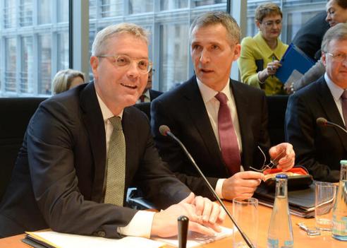 Röttgen, Norbert; Stoltenberg, Jens Paul-Löbe-Haus, Sitzungssaal