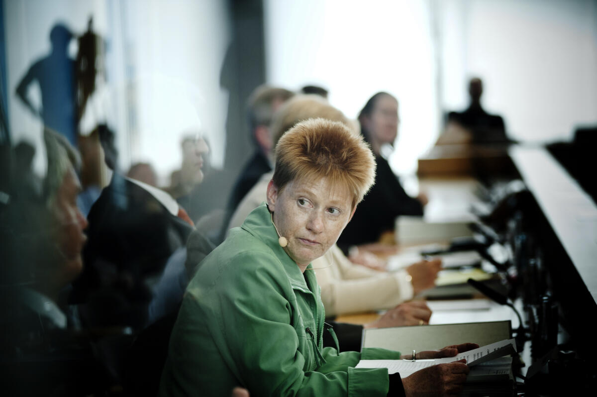 Petra Pau, Die Link, MdB, während der Bundespressekonferenz nach der Übergabe des Berichtes des NSU-Untersuchungsausschusses an den Bundestagspräsidenten Dr. Norbert Lammert.; Bundestagsabgeordneter, Abgeordneter, Mimik, NSU, Untersuchungsausschuss Pau, Petra Petra Pau, Die Link, MdB, während der Bundespressekonferenz nach der Übergabe des Berichtes des NSU-Untersuchungsausschusses an den Bundestagspräsidenten Dr. Norbert Lammert.; Bundestagsabgeordneter, Abgeordneter, Mimik, NSU, Untersuchungsausschuss