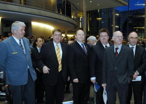Lammert, Norbert; Broemme, Albrecht; Fuchtel, Hans-Joachim; Bergner, Christoph; Lamers, Karl A.; Brähmig, Klaus Paul-Löbe-Haus, Innenansicht