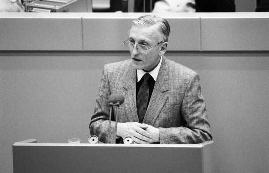 Knabe, Wilhelm 