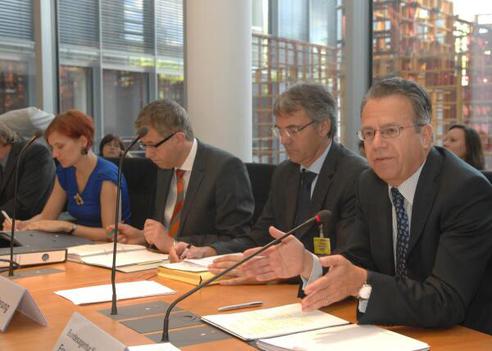 Kipping, Katja; Weise, Frank-Jürgen Paul-Löbe-Haus, Sitzungssaal