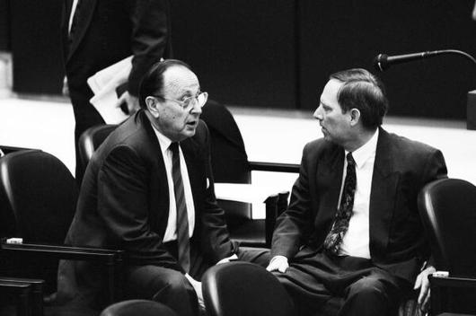 Genscher, Hans-Dietrich; Schäuble, Wolfgang Reichstagsgebäude, Plenarsaal