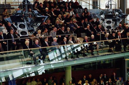 Renger, Annemarie; Stücklen, Richard Liegenschaften in Bonn, Plenargebäude