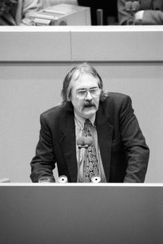 Poppe, Gerd Liegenschaften in Bonn, Plenargebäude