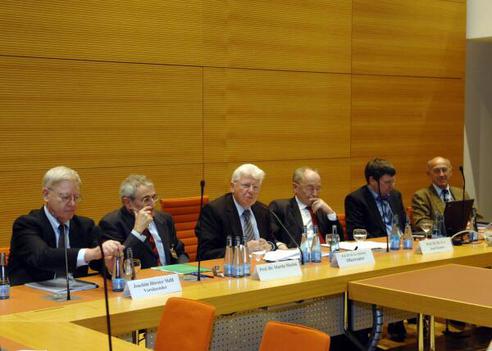 Hörster, Joachim; Oberreuter, Heinrich; Morlok, Martin; Isensee, Josef; Linck, Joachim; Gabrysch, Gunter Jakob-Kaiser-Haus, Innenansicht