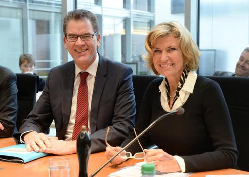 Wöhrl, Dagmar G.; Müller, Gerd Paul-Löbe-Haus, Sitzungssaal