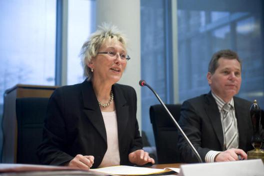 Bulling-Schröter, Eva Paul-Löbe-Haus, Sitzungssaal