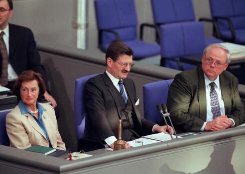 Solms, Hermann Otto; Reinhardt, Erika; Reuter, Bernd Reichstagsgebäude, Plenarsaal