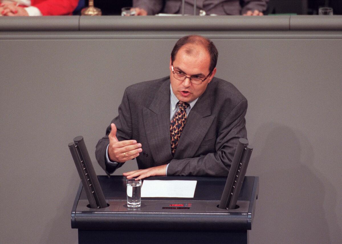 Christian Schmidt, CDU/CSU, MdB, Rede im Deutschen Bundestag.; Bundestagabgeordneter, Abgeordneter, Plenum, Rednerpult Schmidt, Christian Christian Schmidt, CDU/CSU, MdB, Rede im Deutschen Bundestag.; Bundestagabgeordneter, Abgeordneter, Plenum, Rednerpult