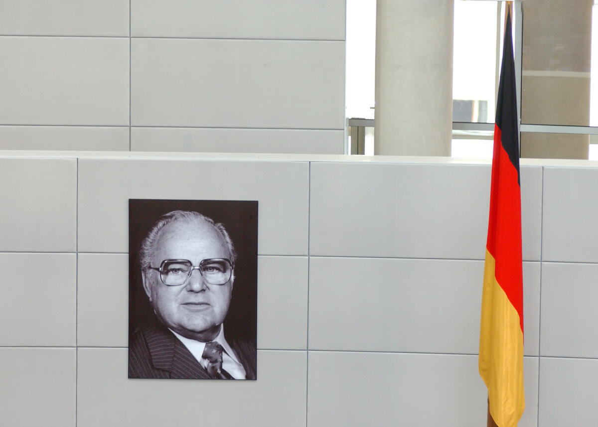 Stücklen, Richard Trauerakt für Dr. h.c. Richard Stücklen, CDU/CSU, 1979 bis 1983 Präsident des Deutschen Bundestages, von 1976 bis 1979 und 1983 bis 1990 Vizepräsident des Deutschen Bundestages.; Bild, Foto, Aufnahme