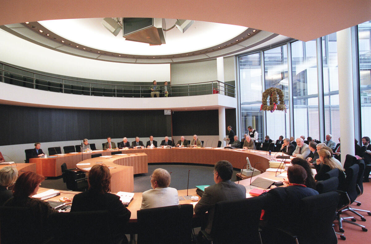 Konstituierende Sitzung des Ausschuss für Verbraucherschutz, Ernährung und Landwirtschaft, Peter H. Carstensen, CDU, Ausschussvorsitzender, Vorsitzender, Sitzungssaal Carstensen, Peter Harry Konstituierende Sitzung des Ausschuss für Verbraucherschutz, Ernährung und Landwirtschaft, Peter H. Carstensen, CDU, Ausschussvorsitzender, Vorsitzender, Sitzungssaal