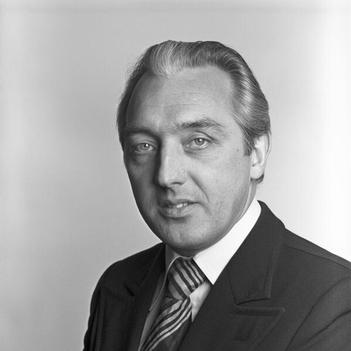 Voss, Friedrich 