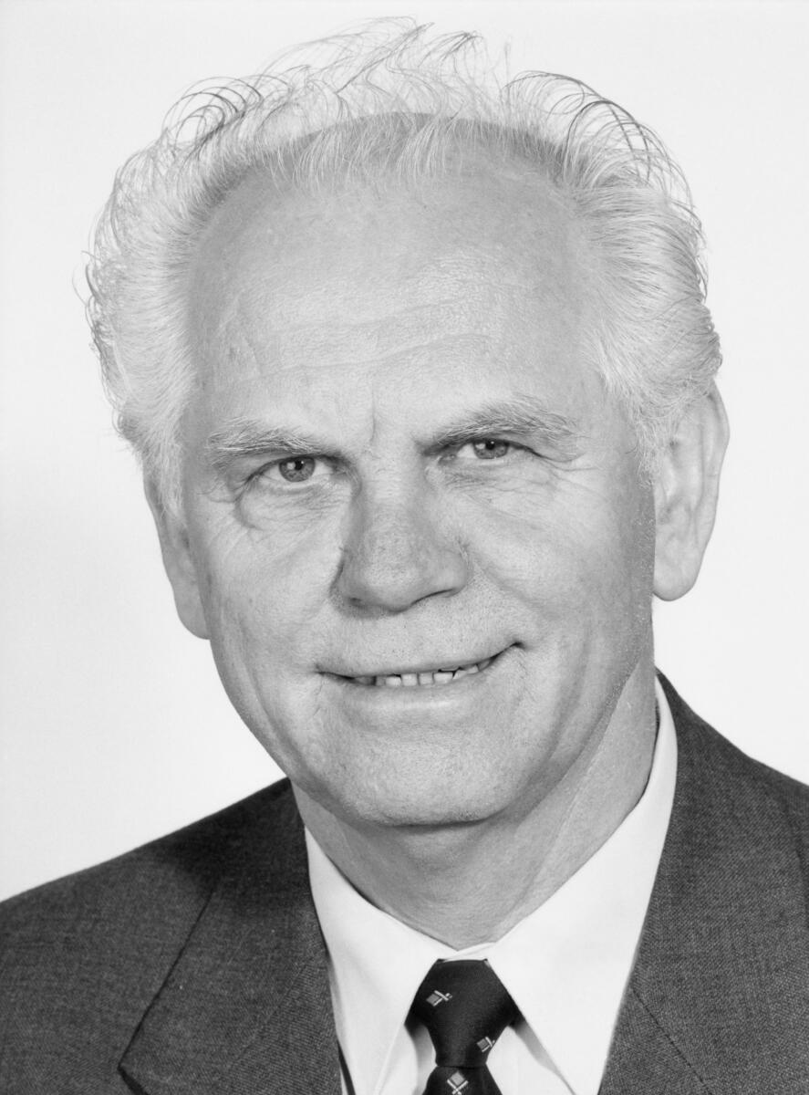 Dr. Günther Maleuda, PDS, MdB.; Bundestagsabgeordneter, Abgeordneter Maleuda, Günther Dr. Günther Maleuda, PDS, MdB.; Bundestagsabgeordneter, Abgeordneter