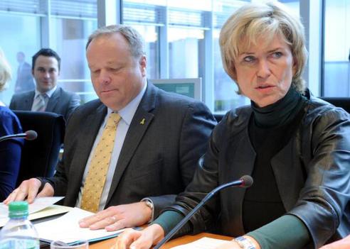 Niebel, Dirk; Wöhrl, Dagmar G. Paul-Löbe-Haus, Sitzungssaal