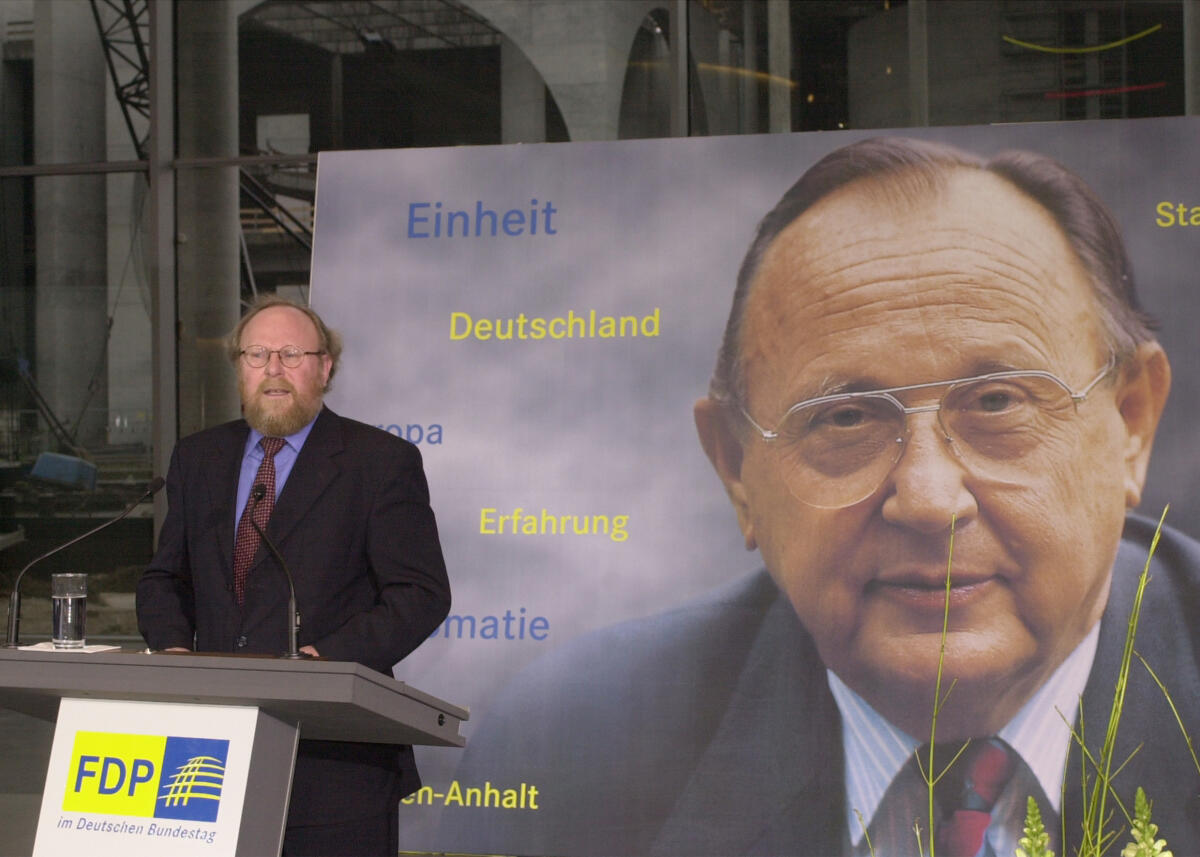 Rede von Bundestagspräsident Wolfgang Thierse anlässlich des 75. Geburtstages von Hans-Dietrich Genscher, F.D.P. Thierse, Wolfgang Rede von Bundestagspräsident Wolfgang Thierse anlässlich des 75. Geburtstages von Hans-Dietrich Genscher, F.D.P.