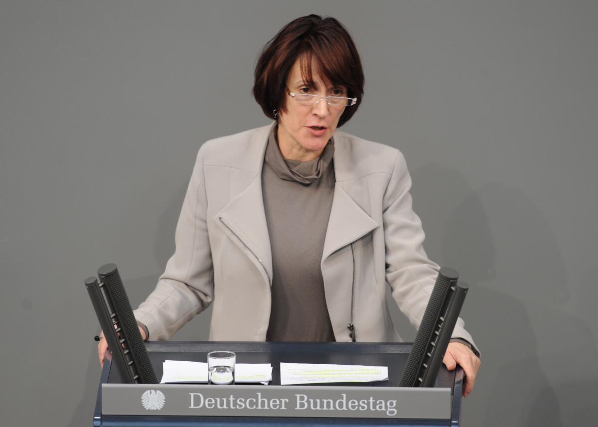 Angelika Brunkhorst, FDP, Bundestagsabgeordnete, Abgeordnete, Mitglied des Deutschen Bundestages, MdB, Rede, Deutscher Bundestag, 165. Sitzung, Top 4, Thema: Energiewende.; Rednerpult. Brunkhorst, Angelika Angelika Brunkhorst, FDP, Bundestagsabgeordnete, Abgeordnete, Mitglied des Deutschen Bundestages, MdB, Rede, Deutscher Bundestag, 165. Sitzung, Top 4, Thema: Energiewende.; Rednerpult.