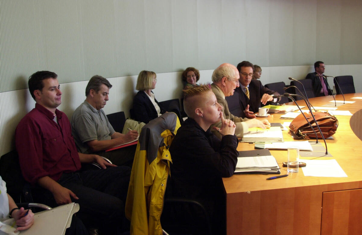 Konstituierende Sitzung des Ausschuss für Kultur und Medien.; Sitzungssaal, Bundestagsabgeordnete, Abgeordnete, MdB