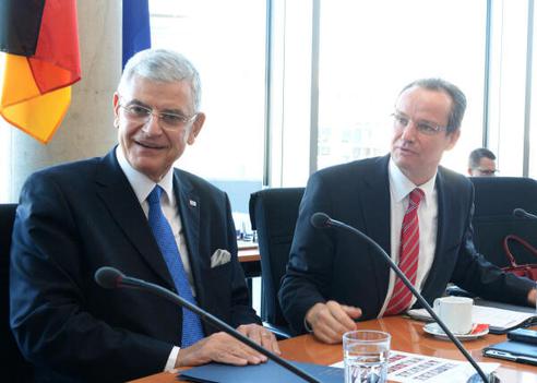 Krichbaum, Gunther; Bozkir, Volkan Paul-Löbe-Haus, Sitzungssaal