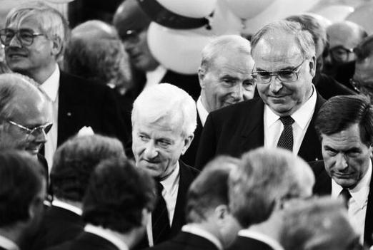 Weizsäcker, Richard von; Kohl, Helmut; Schwarz-Schilling, Christian 