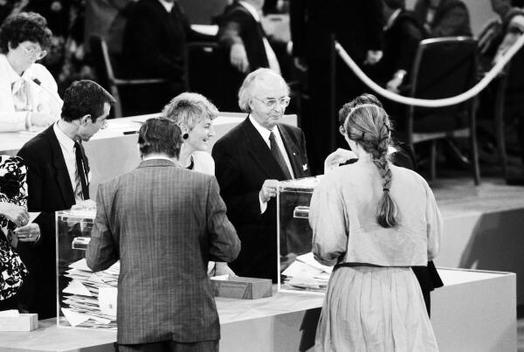 Schulze, Gerhard; Saibold, Hannelore 
