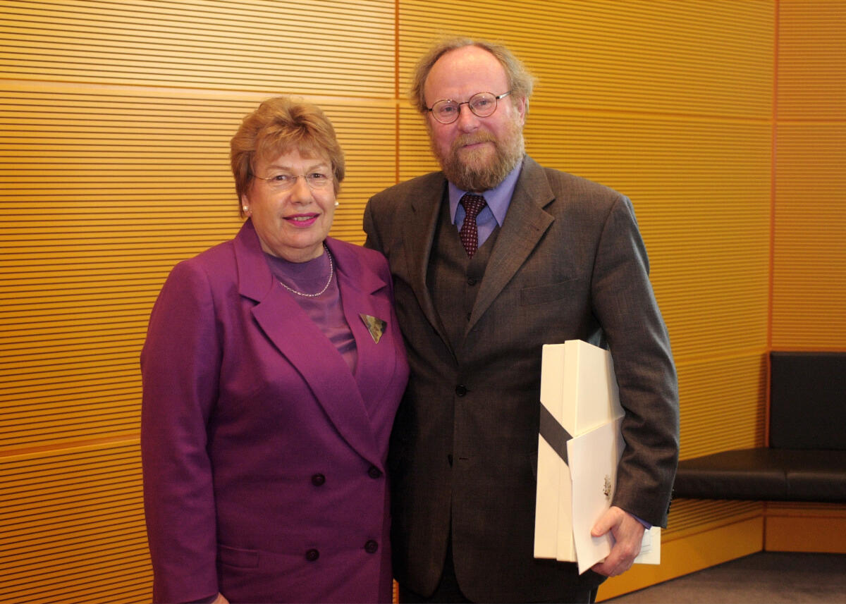 Bundestagspräsident Wolfgang Thierse, SPD, empfängt die Präsidentin des australischen Senats, Frau Margret Reid.; Empfang, Besuch, Gast Thierse, Wolfgang; Reid, Margret Bundestagspräsident Wolfgang Thierse, SPD, empfängt die Präsidentin des australischen Senats, Frau Margret Reid.; Empfang, Besuch, Gast