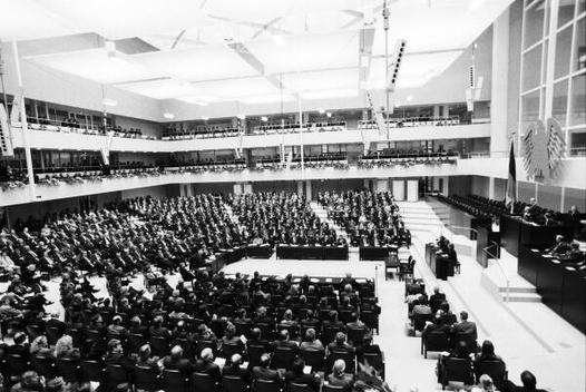  Reichstagsgebäude, Plenarsaal