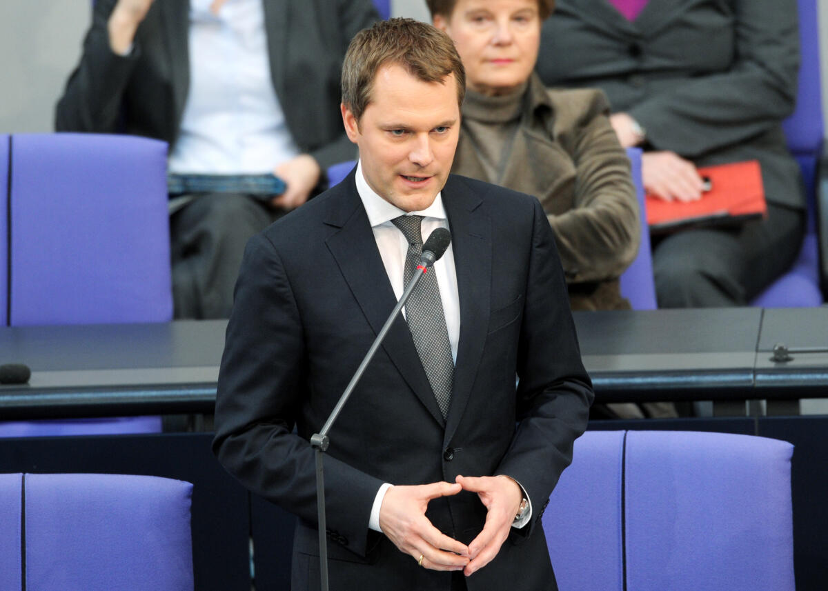 Bundesminister für Gesundheit Daniel Bahr, FDP, bei der Befragung der Bundesregierung, 17. März 2013. Bahr, Daniel Bundesminister für Gesundheit Daniel Bahr, FDP, bei der Befragung der Bundesregierung, 17. März 2013.