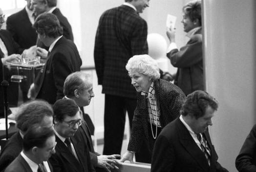 Renger, Annemarie; Laermann, Karl-Hans Liegenschaften in Bonn, Plenargebäude
