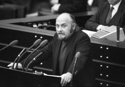 Coppik, Manfred Liegenschaften in Bonn, Plenargebäude