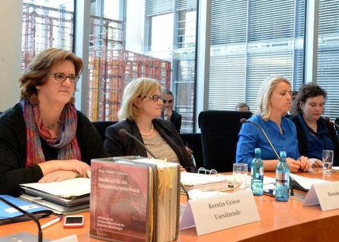 Griese, Kerstin; Bentele, Verena; Kramme, Anette Paul-Löbe-Haus, Sitzungssaal