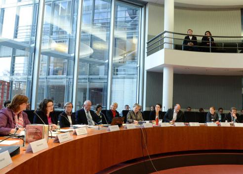 Griese, Kerstin; Nahles, Andrea Paul-Löbe-Haus, Sitzungssaal
