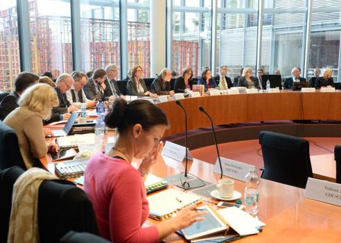 Griese, Kerstin; Nahles, Andrea Paul-Löbe-Haus, Sitzungssaal