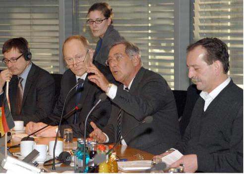 Aaviksoo, Jaack; Beck, Ernst-Reinhard; Erdel, Rainer Paul-Löbe-Haus, Sitzungssaal