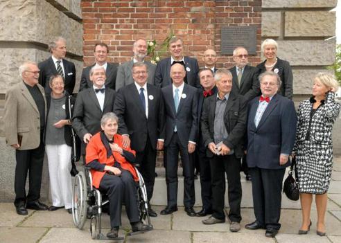 Lammert, Norbert; Komorowski, Bronislaw Reichstagsgebäude, Außenansicht