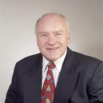 Hinsken, Ernst 