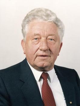 Becker, Helmuth 