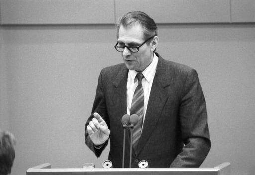 Meißner, Herbert Liegenschaften in Bonn, Plenargebäude