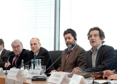 Barthel, Klaus; Garcia Bercero, Ignacio; Beckmeyer, Uwe; Schlegelmilch, Rupert Marie-Elisabeth-Lüders-Haus, Anhörungssaal
