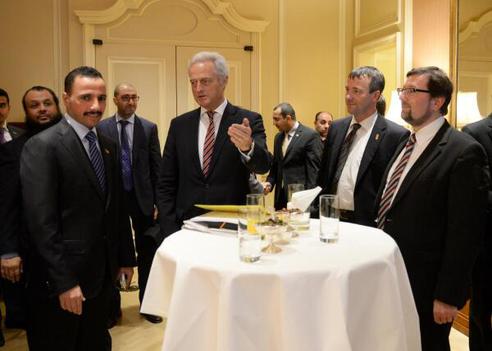 Ramsauer, Peter; Al-Ghanim, Ali Marzouq Keine Bundestagsliegenschaft