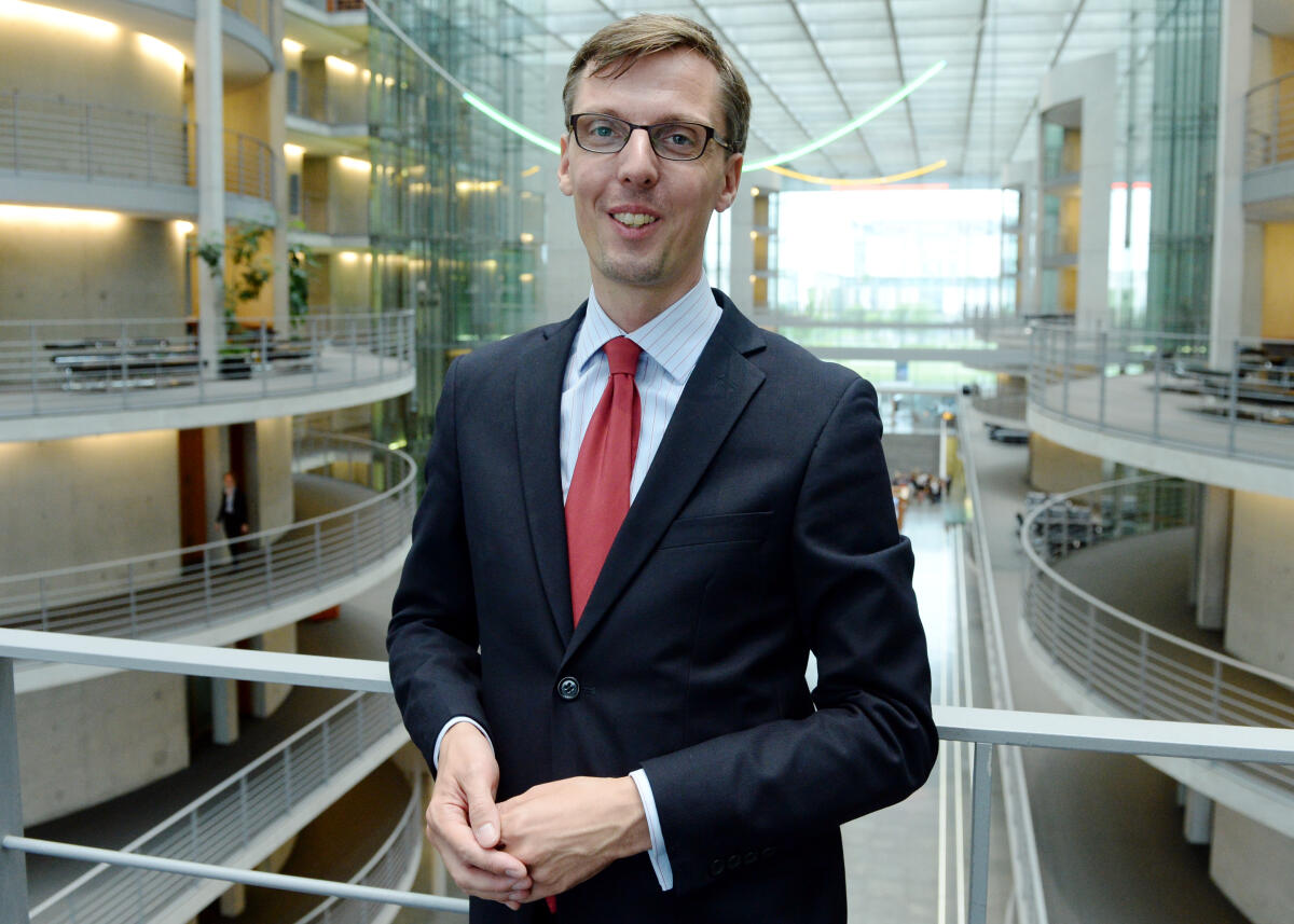 Lars Castellucci, MdB, SPD, Serie: "Wege in die Politik" auf www.bundestag.de Castellucci, Lars Lars Castellucci, MdB, SPD, Serie: "Wege in die Politik" auf www.bundestag.de