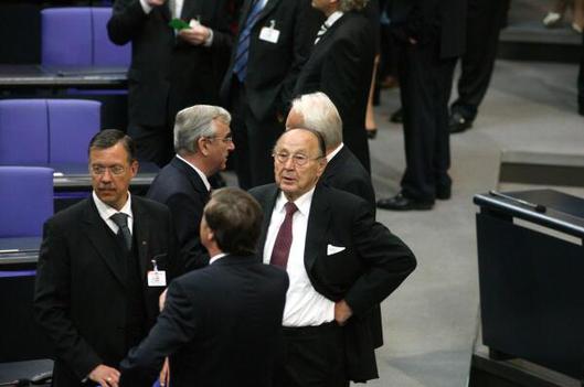 Döring, Walter; Genscher, Hans-Dietrich; Waigel, Theo Reichstagsgebäude, Plenarsaal