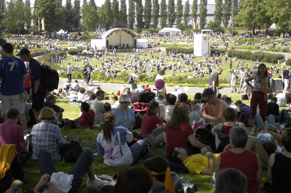  Blick auf das Kirchentagsgelände beim 1. Ökumenischen Kirchentag.
