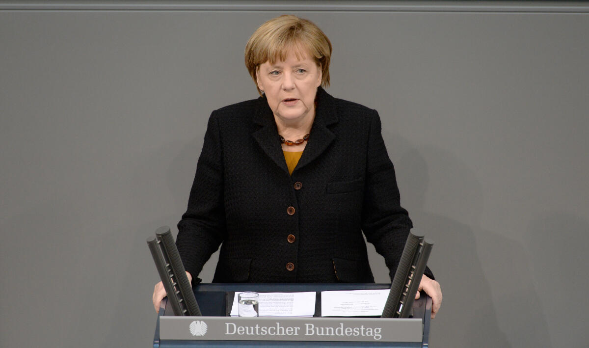 Merkel, Angela Dr. Angela Merkel, Bundeskanzlerin, CDU/CSU, Bundestagsabgeordnete, Abgeordnete, Mitglied Deutscher Bundestag, MdB, Rede, 145. Sitzung, Top 2, Thema: Regierungserklärung zum Europäischen Rat.