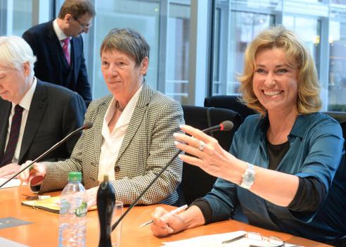 Wöhrl, Dagmar G.; Hendricks, Barbara Paul-Löbe-Haus, Sitzungssaal
